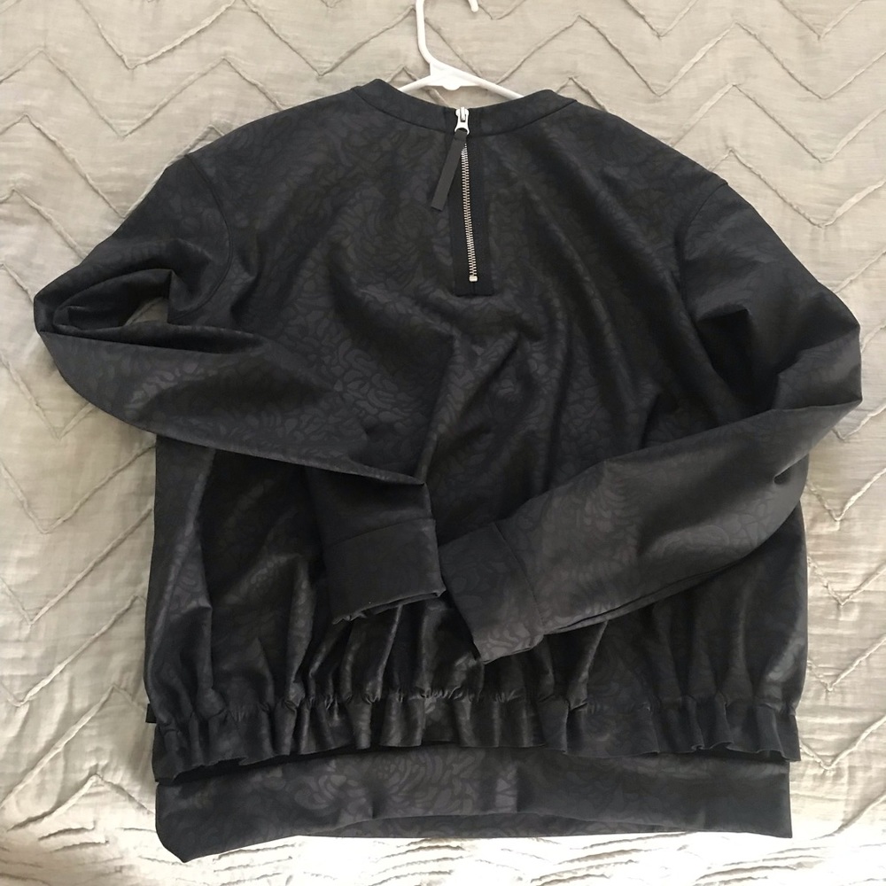 Lululemon Departure Pullover Euc - image 6